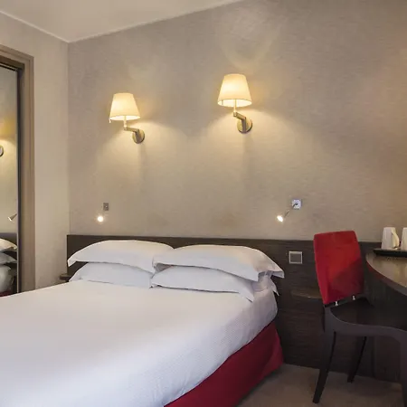 Hotel Jardin De Cluny
