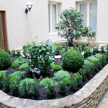 Jardin De Cluny Hotel Paris