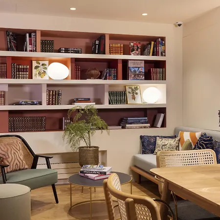 Jardin De Cluny Hotel 4*