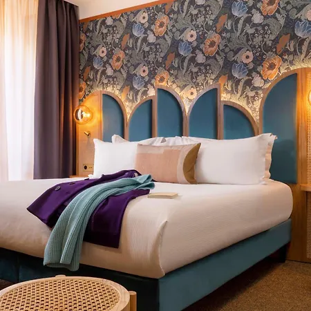 Jardin De Cluny Hotel Paris